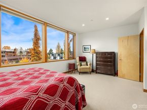 259 Wills lane NW 259, Bainbridge Island WA 98110