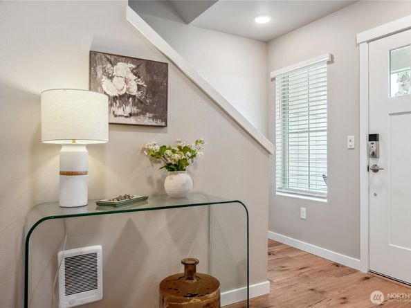 1322 194th Street SE B2, Bothell WA 98012