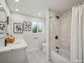 2654 171st Avenue SE, Bellevue WA 98008