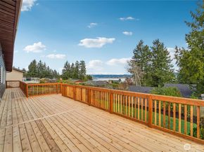 2654 171st Avenue SE, Bellevue WA 98008