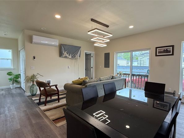 9025 38th Avenue S, Seattle WA 98118