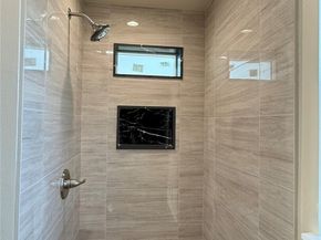 9025 38th Avenue S, Seattle WA 98118