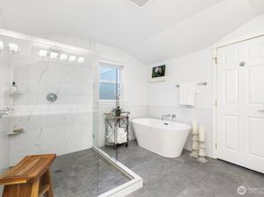 2906 5th Avenue W, Seattle WA 98119