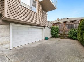 2906 5th Avenue W, Seattle WA 98119