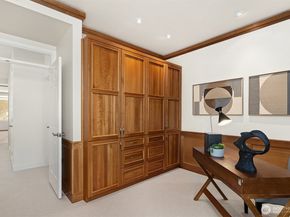 225 2nd Street S D7, Kirkland WA 98033