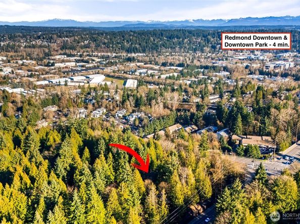 14640 NE 80th Place 32C, Redmond WA 98052