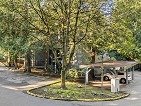 14640 NE 80th Place 32C, Redmond WA 98052