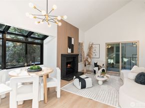 14640 NE 80th Place 32C, Redmond WA 98052