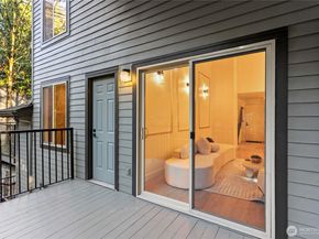 14640 NE 80th Place 32C, Redmond WA 98052