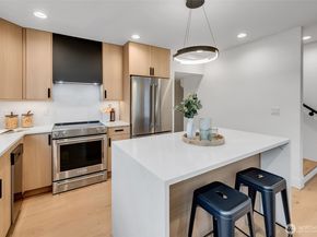 6400 Fauntleroy Way SW, Seattle WA 98136