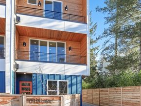 9020 13th Avenue NW A, Seattle WA 98117