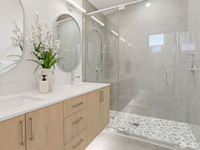 9020 13th Avenue NW A, Seattle WA 98117