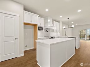 16823 Alder Way G3, Lynnwood WA 98037