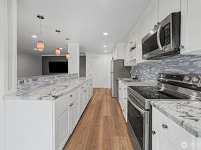 15142 65th Avenue S 313, Tukwila WA 98188