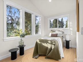 14308 Roslyn Place N, Seattle WA 98133