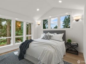 14308 Roslyn Place N, Seattle WA 98133