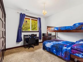 17645 SE 196th Drive, Renton WA 98058