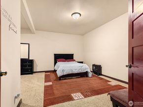 17645 SE 196th Drive, Renton WA 98058