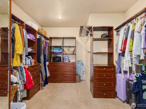 17645 SE 196th Drive, Renton WA 98058