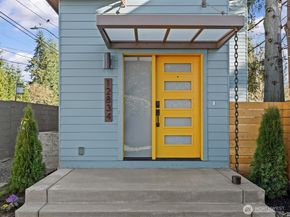 12834 Ashworth Avenue N, Seattle WA 98133