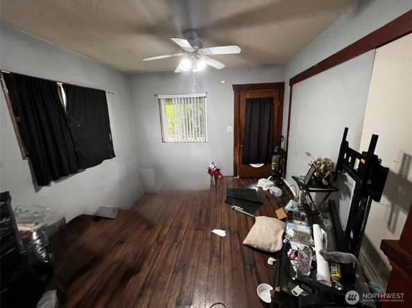 1218 Poindexter Avenue, Bremerton WA 98312