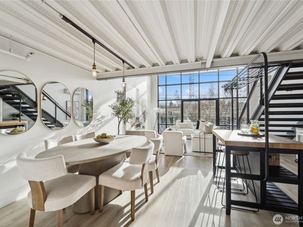 2914 E Madison Street 209, Seattle WA 98112