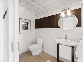 2914 E Madison Street 209, Seattle WA 98112