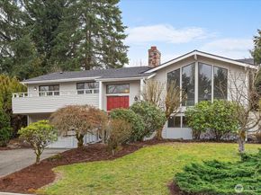 5207 154th Avenue NE, Redmond WA 98052