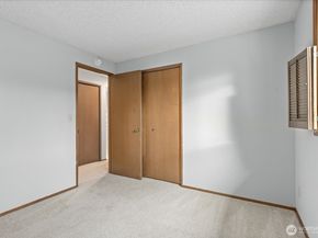 5207 154th Avenue NE, Redmond WA 98052