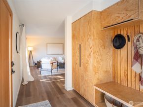 1040 NE 154th Street, Shoreline WA 98155