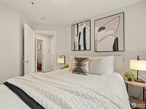 506 NE 73rd Street 1A, Seattle WA 98115