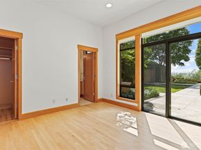 5511 104th Avenue NE, Kirkland WA 98033