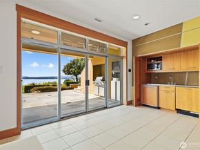 5511 104th Avenue NE, Kirkland WA 98033