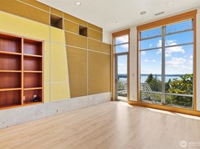 5511 104th Avenue NE, Kirkland WA 98033