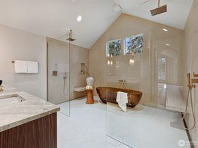 8217 22nd Place NE, Seattle WA 98115