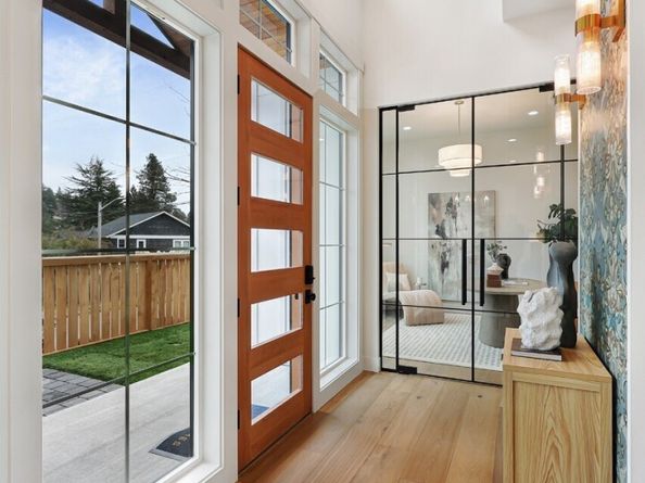 8217 22nd Place NE, Seattle WA 98115