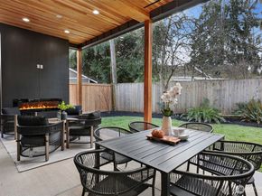 8217 22nd Place NE, Seattle WA 98115