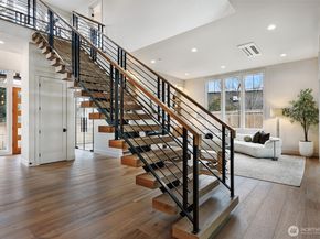 8217 22nd Place NE, Seattle WA 98115