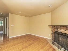 17425 119th Lane SE D12, Renton WA 98058