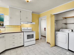 10742 Lakeside Avenue NE, Seattle WA 98125