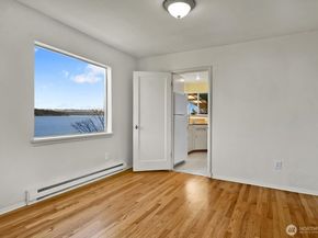 10742 Lakeside Avenue NE, Seattle WA 98125