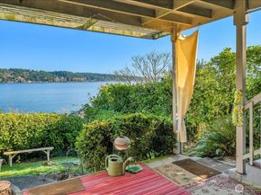 10742 Lakeside Avenue NE, Seattle WA 98125