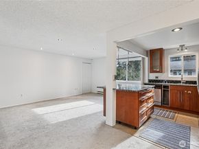 7909 218th Street SW 4, Edmonds WA 98026