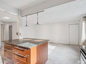 7909 218th Street SW 4, Edmonds WA 98026