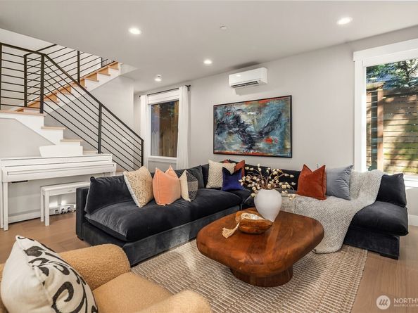 10931 NE 133rd Street, Kirkland WA 98034