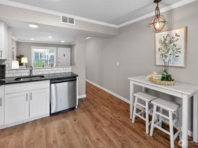 12206 NE 147th Place B, Kirkland WA 98034