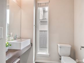 5860 S 326th Court, Auburn WA 98001