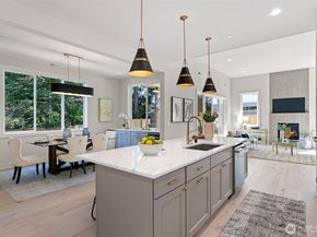 12813 NE 65th Lane, Kirkland WA 98033