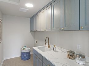 12813 NE 65th Lane, Kirkland WA 98033