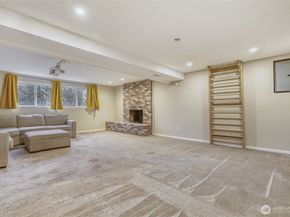 18517 44th Avenue W, Lynnwood WA 98037